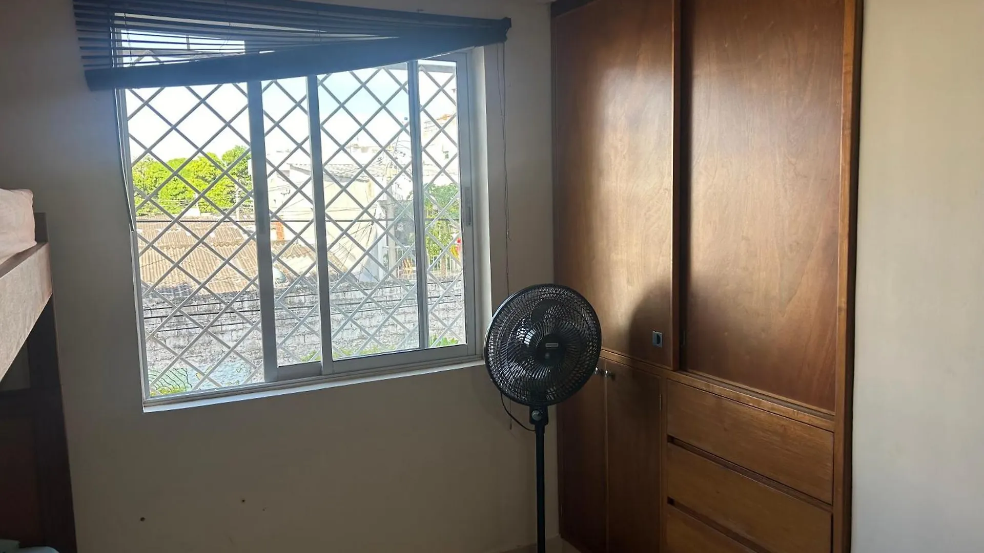 Umweltfreundliches Gemuetliches Etagenbett Zimmer Mit Privatem Bad Naehe Flughafen Cartagena